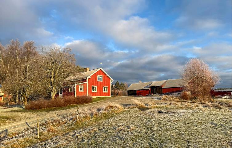 Ferienhaus für 6 Personen mit Garten in Dalslands Kanal