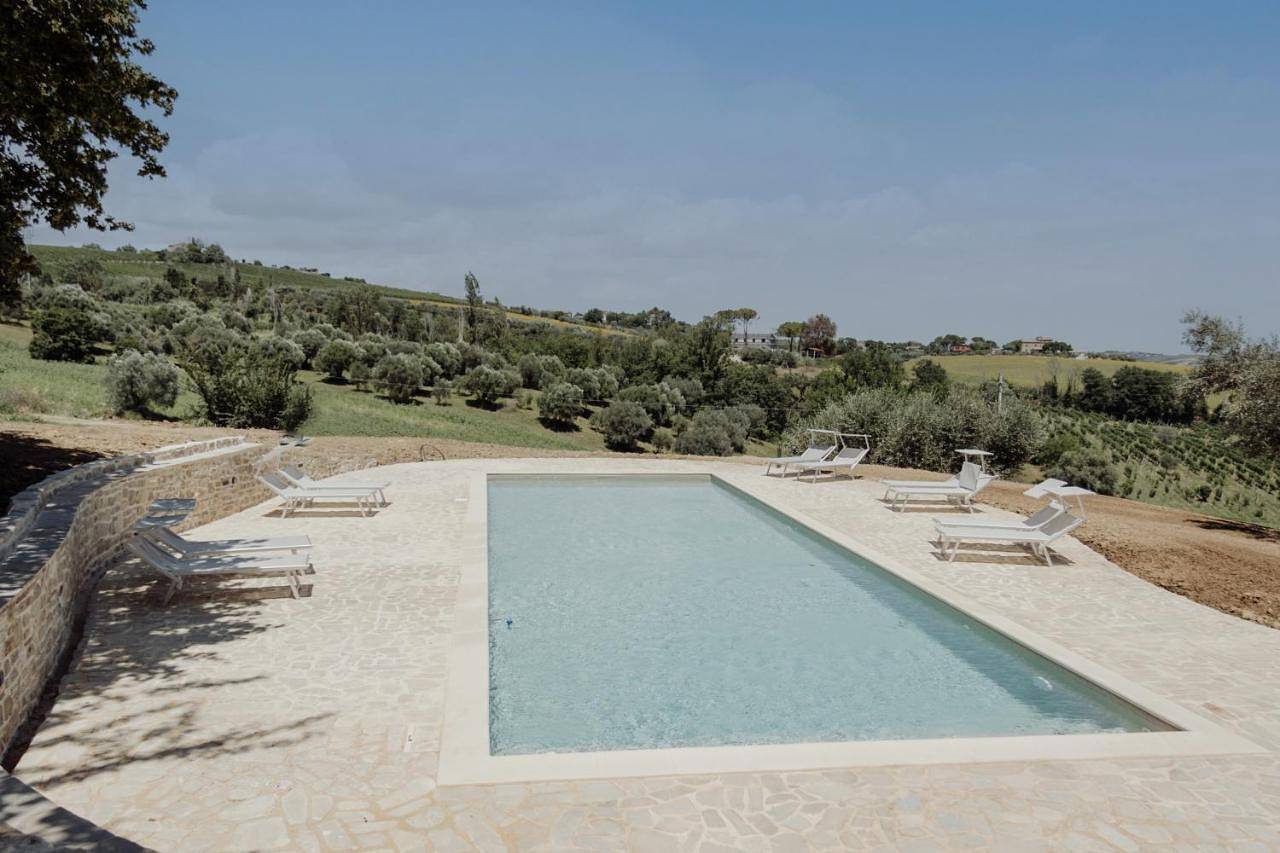 Large Double Room in Cupramontana, Provincia di Ancona