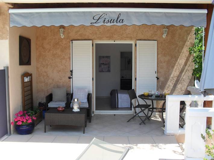 Chambre d’hôte pour 2 personnes, avec jardin et piscine en Corse - 3