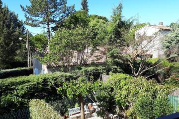 Gîte pour 2 personnes, avec terrasse à Gréoux-les-Bains
