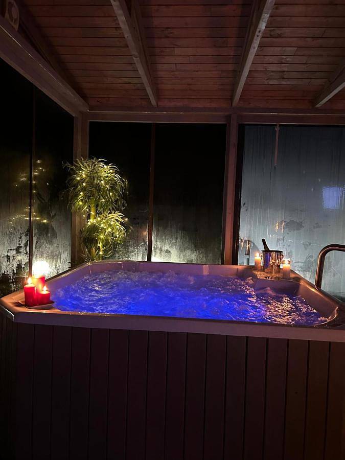 Domek z jacuzzi sępopol in Ermland-Masuren