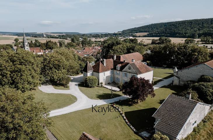 Gîte pour 16 personnes, avec terrasse et jardin dans Haute-Marne - 2