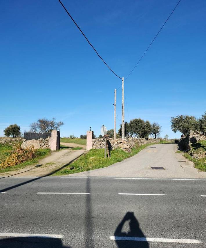 Chalet para 10 personas, con jardín además de piscina y vistas, Se admiten mascotas en Trasierra-Tierras de Granadilla - 2