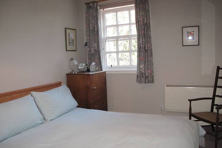 Appartement entier, Une lumière et spacieuses plats, des ruines de l'abbaye de Kelso, surplombe, à proximité de centre-ville. in Kelso, Scottish Borders