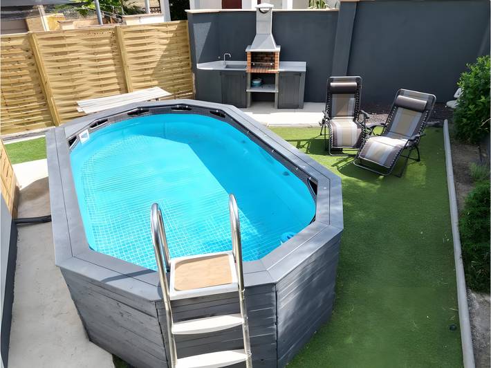 Ferienwohnung für 5 Personen, mit Garten in Roses