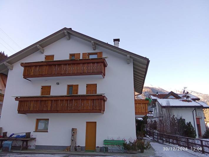 Appartamento per 8 persone, con Balcone e Giardino a Pellizzano