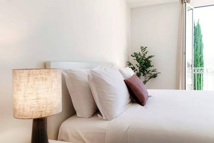 Ganze Wohnung, Schönes Zwei-Zimmer-Apartment mit Balkon und Seeblick (Dream Lake 3) in Lugano, Luganersee
