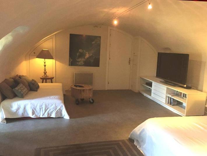 Location de vacances pour 5 personnes, avec terrasse ainsi que piscine et vue à Valleraugue - 2