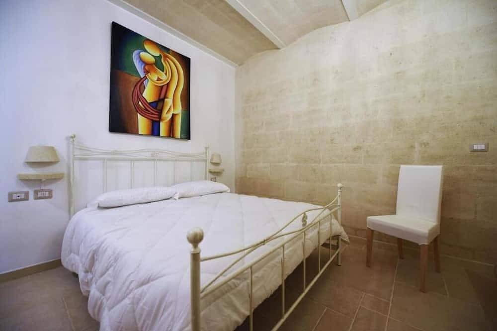 Large Double Room in Matera, Piana del Metaponto