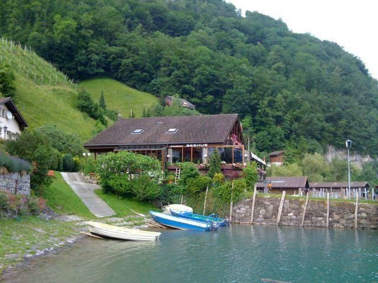 Chalet Regula am See in Quarten, Kanton St. Gallen