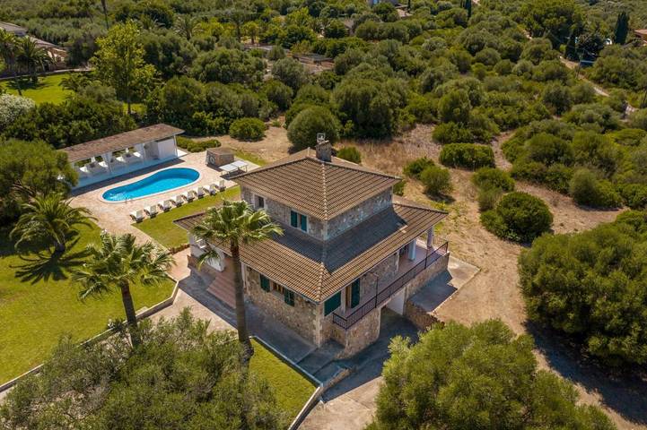 Casa rural para 10 personas, con Balcón y Terraza además de Jardín y Piscina en S'Albufera de Mallorca