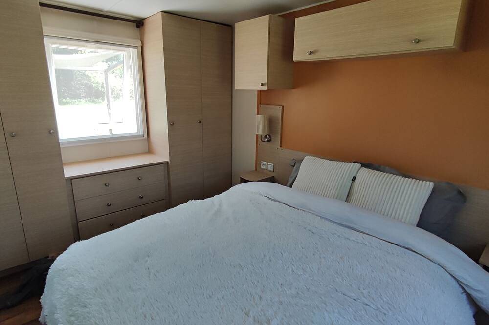 Bungalow de charme en campagne in Sénas, Région d'Arles
