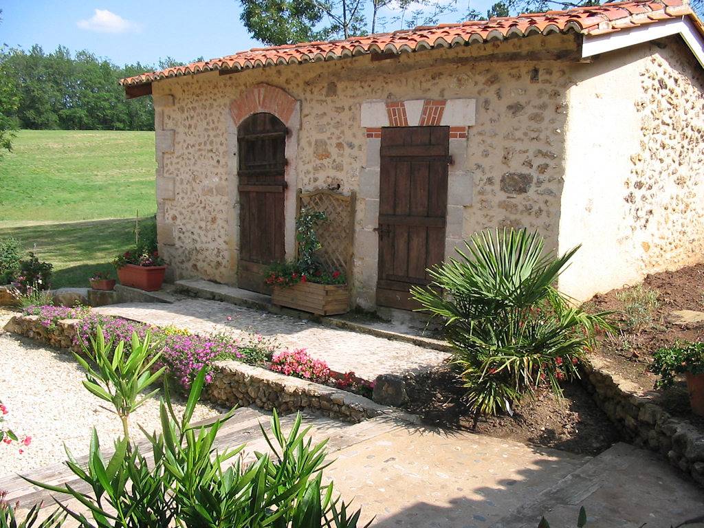 Barofy gîte en pierre, piscine privée et chauffée in Creyssensac-et-Pissot, Périgord Blanc