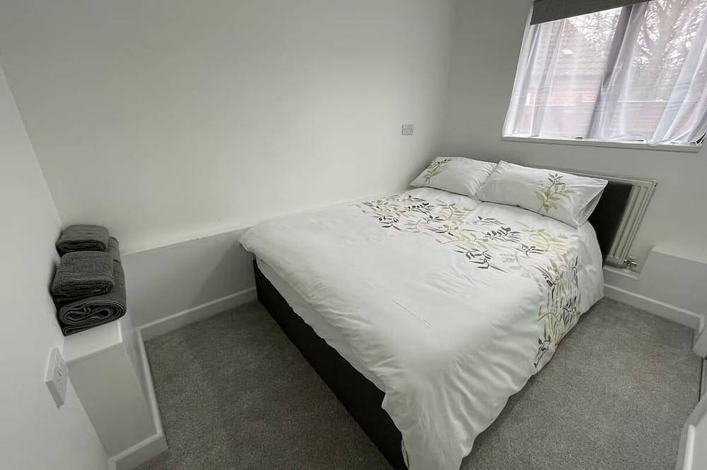 Entire apartment, Modern Double Bed Apartment in Milton Keynes in Milton Keynes, South East England