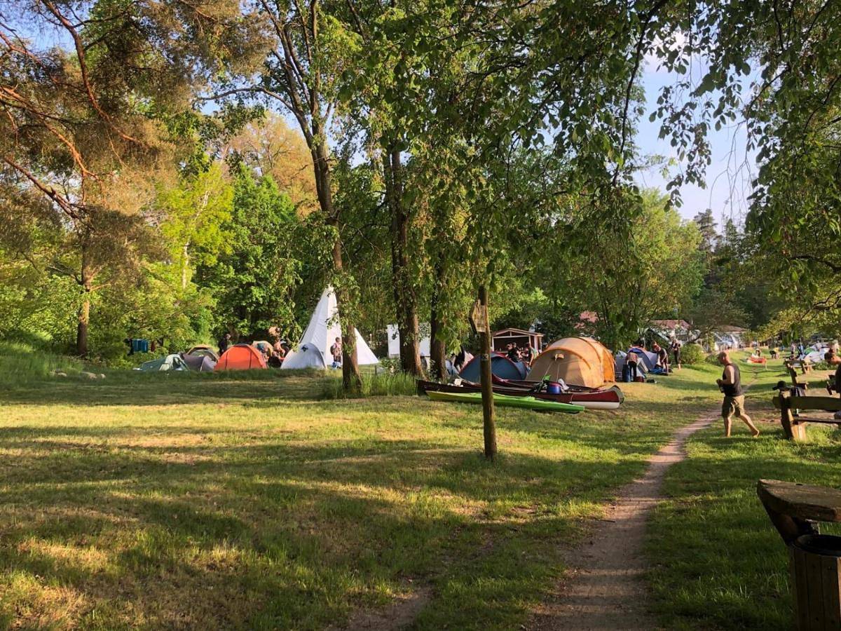 Tipi Camp für Gruppen direkt am See, an der Mecklenburger Seenplatte in Himmelpfort, Ruppiner Seenland