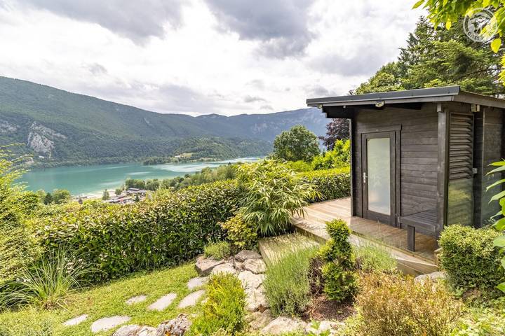 Aux Logis Du Lac in Novalaise, Chambéry und Umgebung
