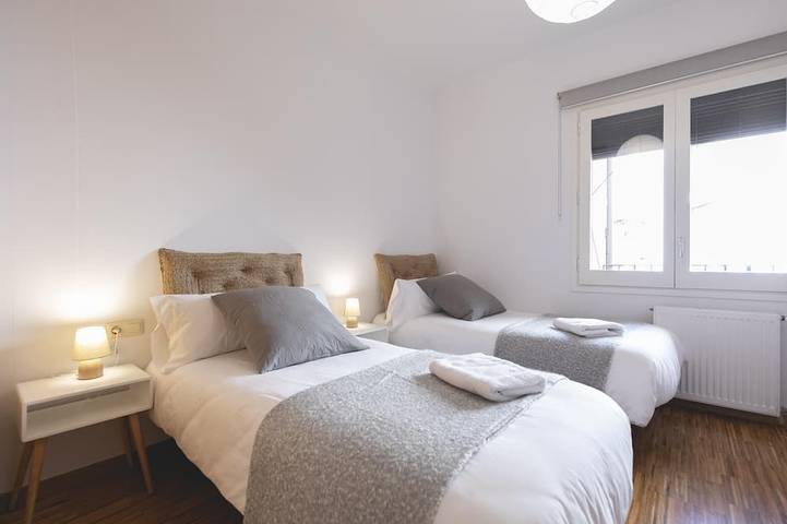 Ganze Wohnung, Bravissimo Sunset, Komfort in der Altstadt in Girona, Gironès