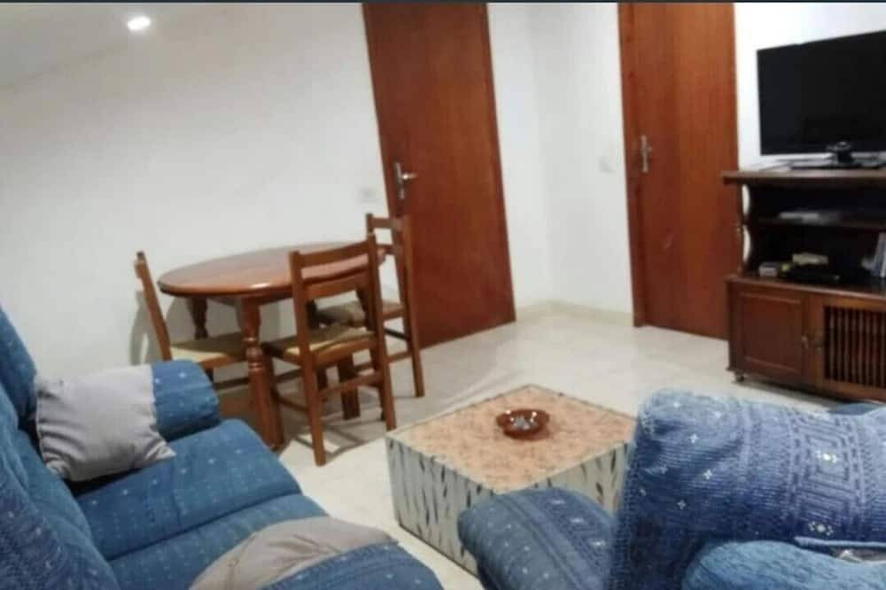 Apartamento entero, Ático a 50 mts de la playa in Boiro, Rias Baixas
