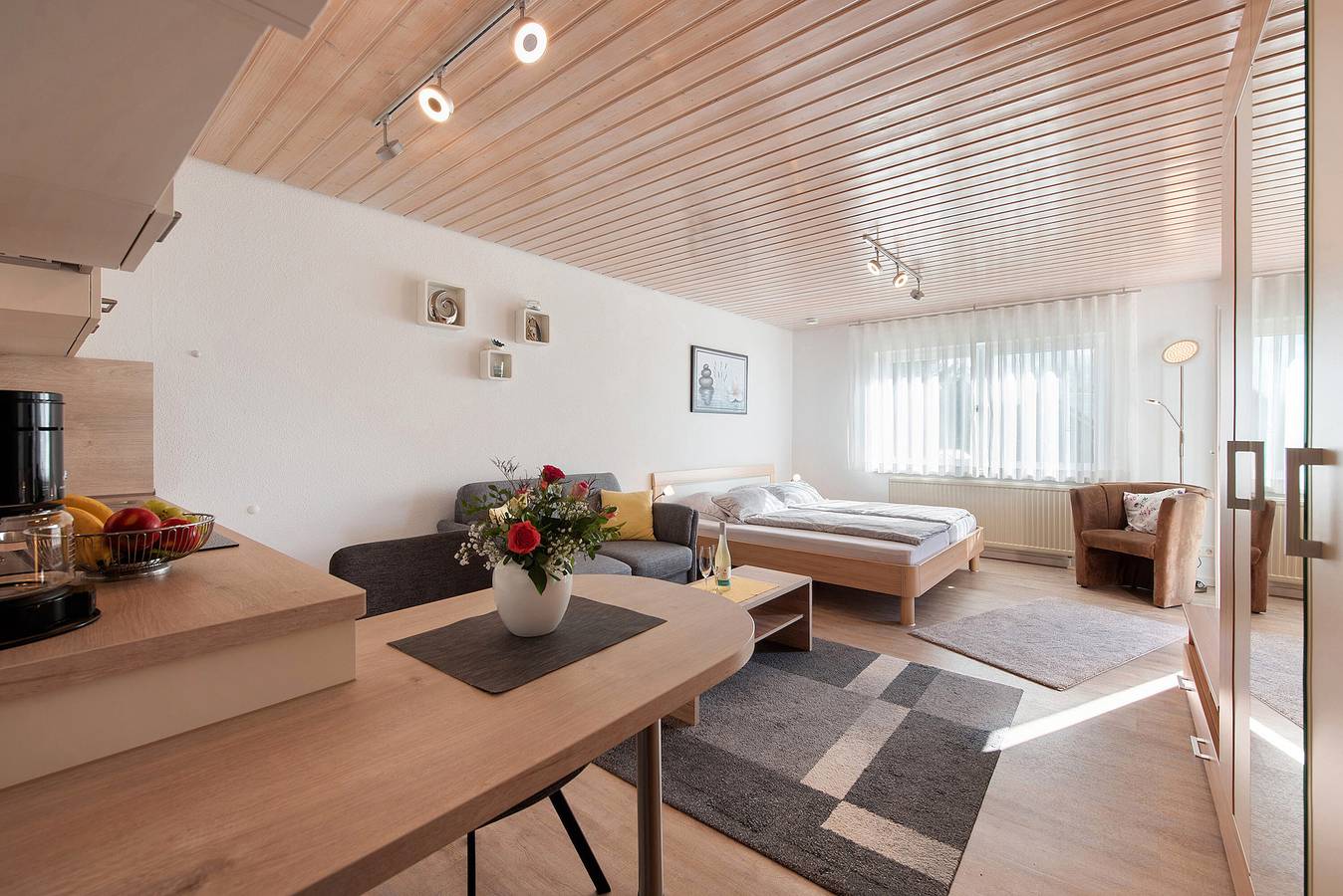 Ganze Wohnung, Ferienwohnung "Möhrle" mit Bergblick, Terrasse & Wlan in Salem, Region Bodensee-Oberschwaben