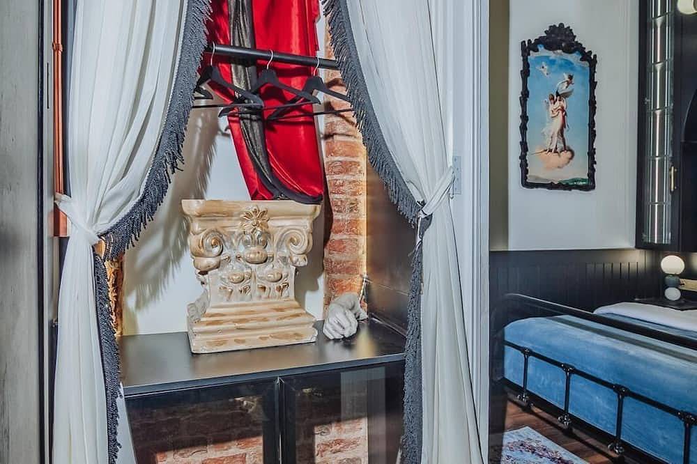 Ganze Wohnung, Allegorie von Cihangir 2B in Beyoğlu, Istanbul