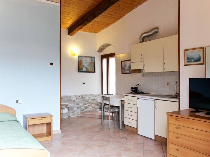 Ferienwohnung für 2 Personen, mit Terrasse und Garten sowie Ausblick in Tremosine - 4
