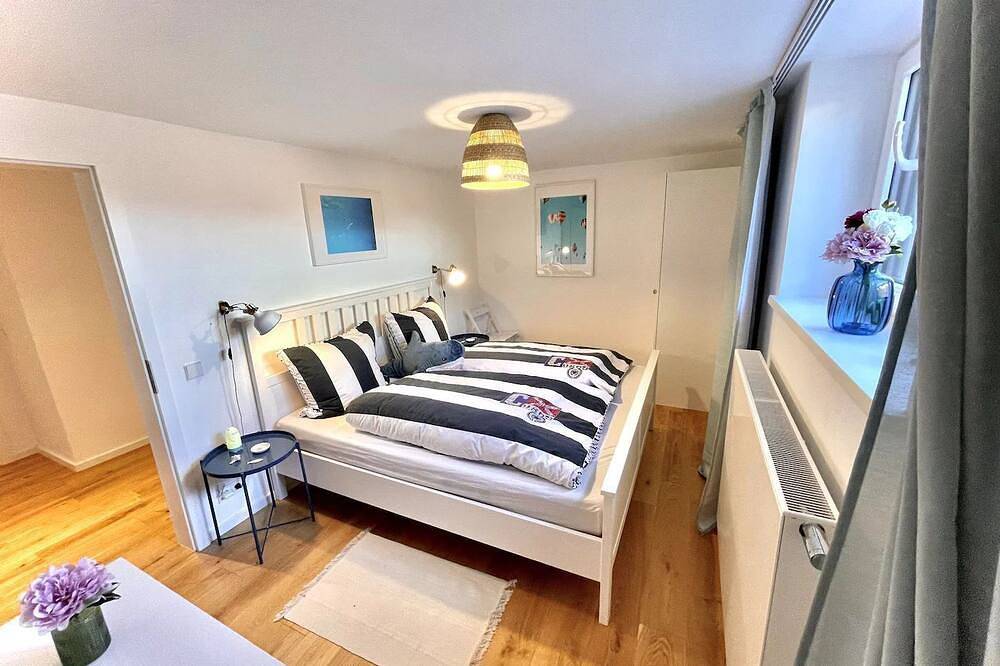 Ganze Wohnung, Ferienwohnung im Haus am See & Wald in Caputh, Schwielowsee