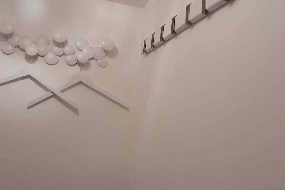 Apartamento entero, It a one bedroom studio apartment with a free parking and close to train station in Bexley, Londres