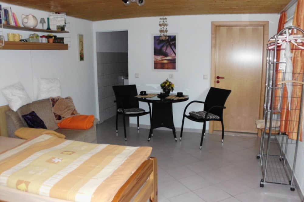 Ganze Wohnung, Ferienhaus - Privatvermieter Kölzow in Sangerhausen, Harzvorland