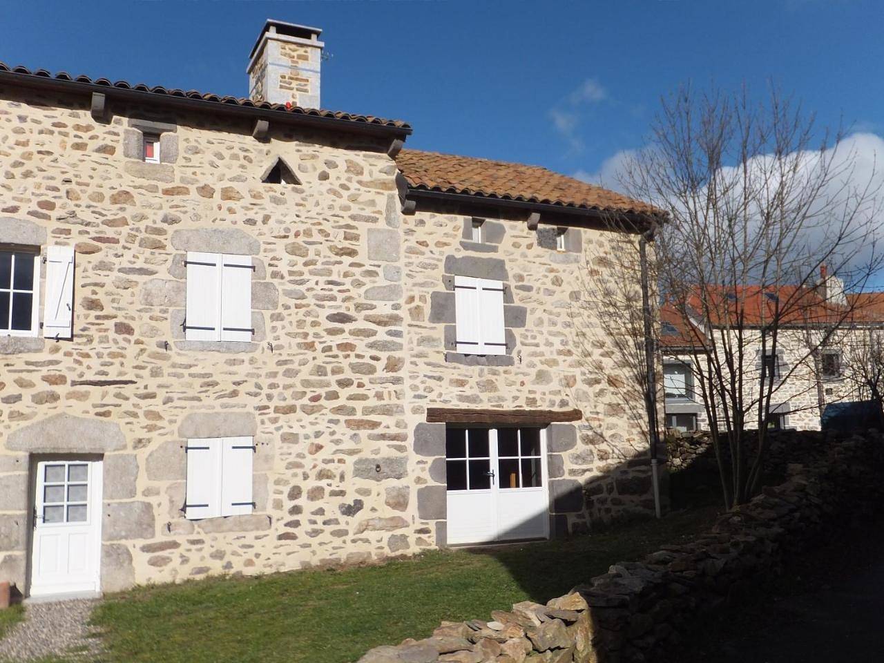 Two-Bedroom House in Anglards-de-Saint-Flour, Région de Saint-Flour