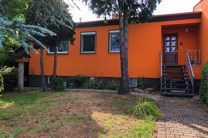 Ferienhaus für 4 Personen, mit Garten in Senftenberg