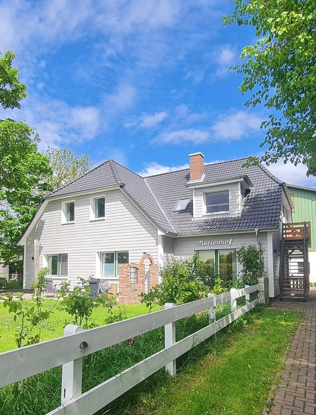 Ganze Ferienwohnung, Ferienwohnung Leuchtturm, haustierfreie Unterkunft in Tating, Eiderstedt