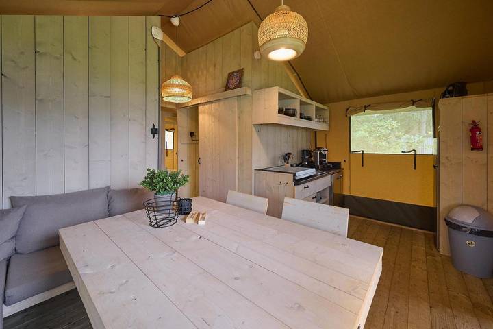 Camping für 6 Personen, mit Balkon/Terrasse und Terrasse am Veluwemeer - 4