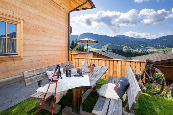 Geheel vakantieappartement, Appartement, douche, Wc, 2 slaapkamers in Ellmau, Kaisergebirge