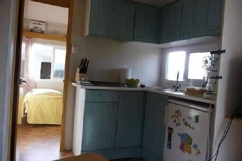 Mobil-Home avec vue sur la mer in Roccapina, Monacia-d'Aullène