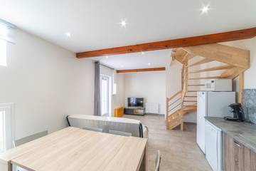Gîte pour 6 personnes, avec jardin et terrasse à Saint-Yan