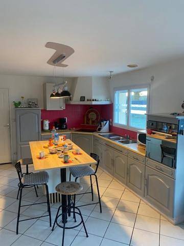 Location de vacances pour 7 personnes, avec jardin à La Roche-Derrien - 3