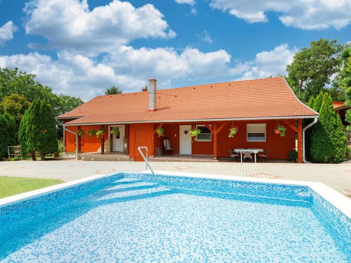 Ferienhaus für 10 Personen, mit Garten am Balaton
