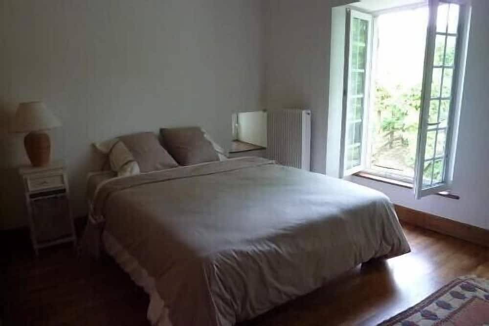 Unterkunft: restaurierte Mühle aus dem 15. Jahrhundert umgeben von einem wunderschönen 2 Ha großen Garten. in Thonnance-lès-Joinville, Haute-Marne