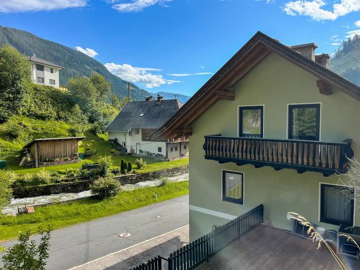 Ferienhaus für 12 Personen, mit Balkon