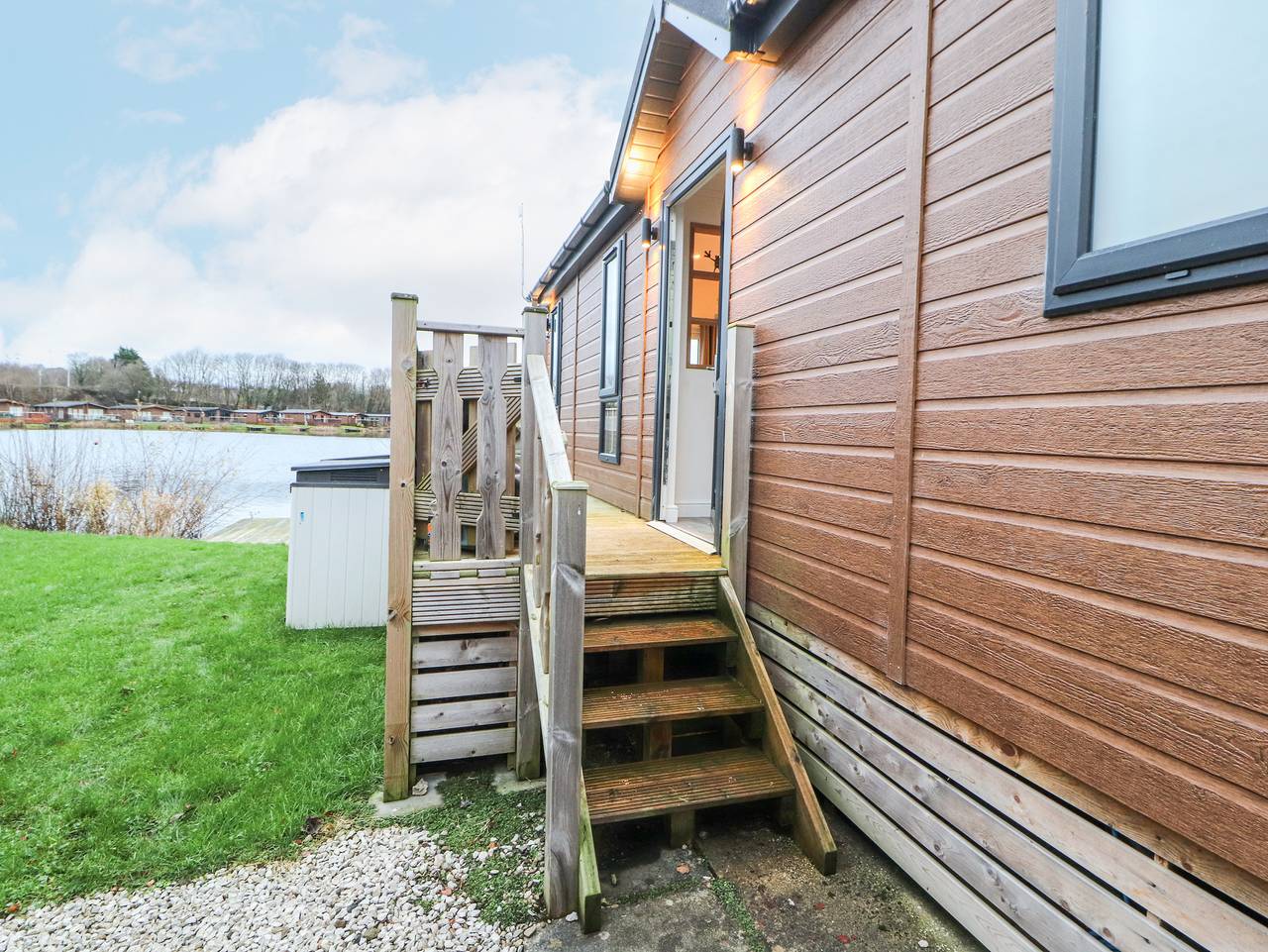 12A Lake Escape in Lancashire