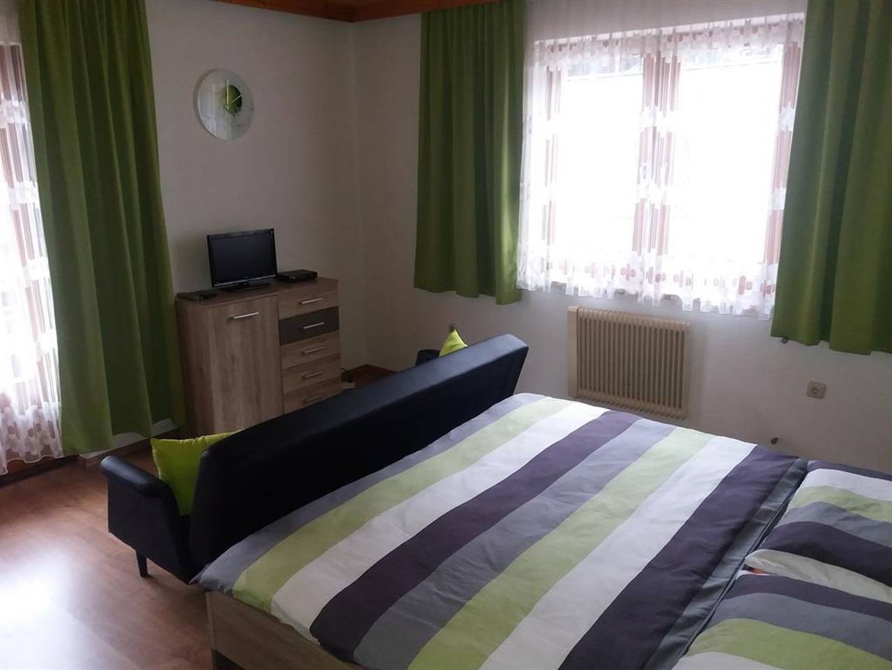 Ganze Ferienwohnung, Ferienwohnung Alex - Ferienwohnung, Dusche, Wc, 2 Schlafräume in Heiligenblut, Oberkärnten