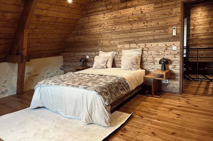 Location de vacances pour 6 personnes, avec jardin ainsi que jacuzzi et terrasse à Loubajac - 2