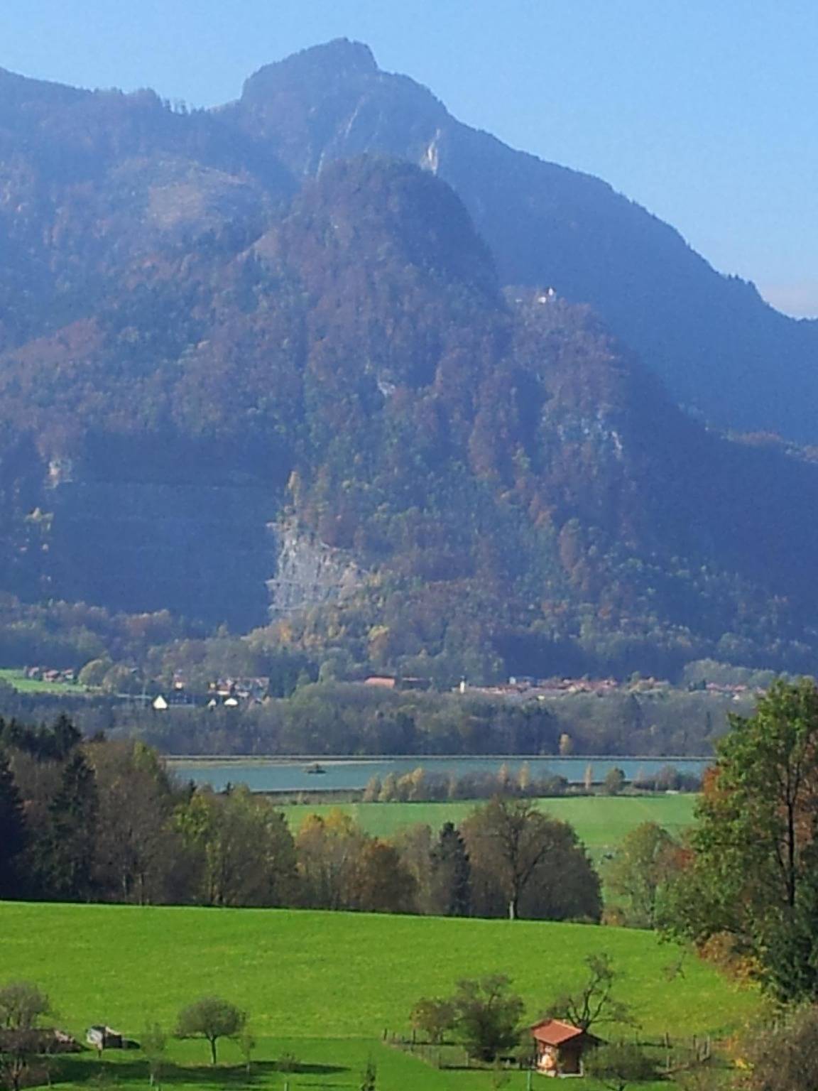 Gasthof Falkenstein Metzgerei Schwaiger - Ferienwohnung Typ C ca. 62 qm bis vier Personen in Flintsbach am Inn, Bayerische Alpen