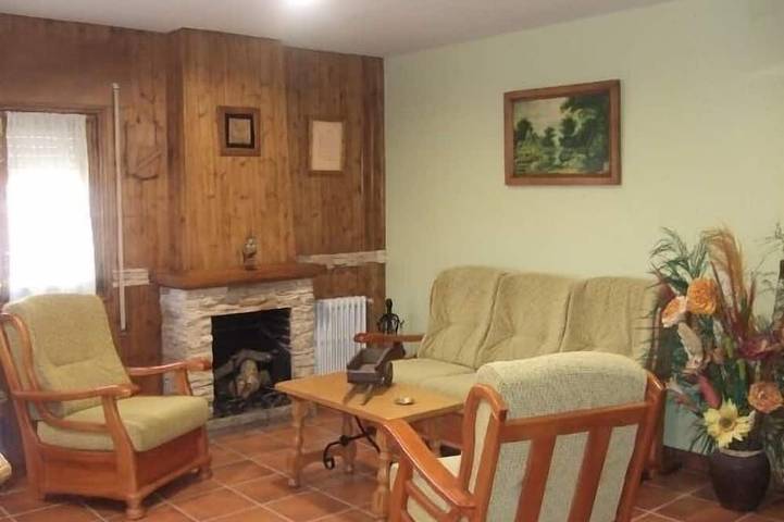 Cottage for 8 people, with hot tub and garden, with pets - 1