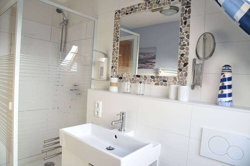 Ganze Wohnung, Gemütliche Ferienwohnung an der Ostsee, mit großem Garten in Behrensdorf, Hohwachter Bucht