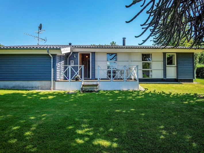 Ferienhaus für 6 Personen, mit Whirlpool und Sauna sowie Terrasse und Garten in Augustenburg - 4