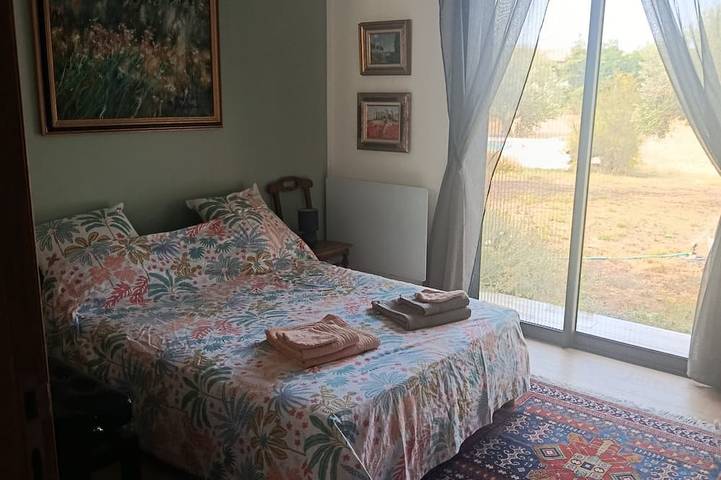 Chambre d’hôte pour 2 personnes, avec Jardin et Piscine