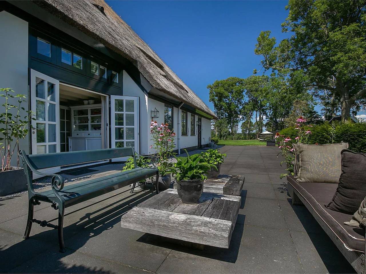 Fully sustainable farmhouse in Heiloo with a large garden in Heiloo, Niederländische Nordsee