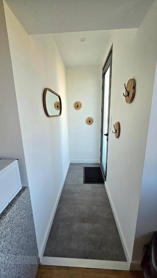 Appartement entier, Apartment with Terrace in Jonzac, Région de Jonzac