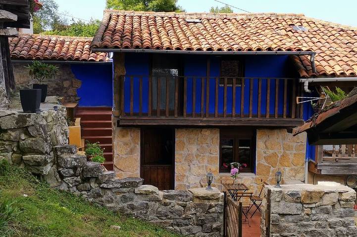 Casa rural para 4 personas, con balcón y jardín en Cangas de Onís